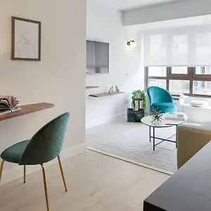 https://hygge-by-feelfree-rentals.sansebastianhotels.net